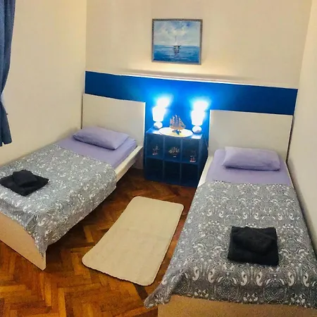 Lumar Holidays And Apartments Holiday home *