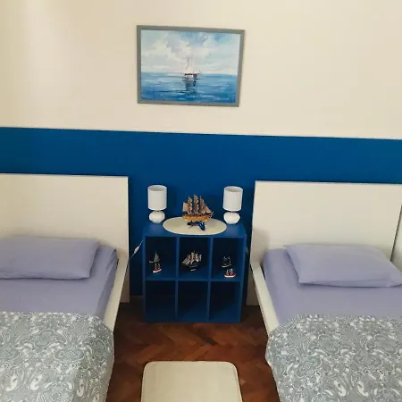 Holiday home Lumar Holidays And Apartments Preko