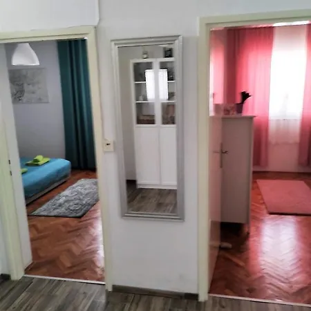 Lumar Holidays And Apartments Holiday home *