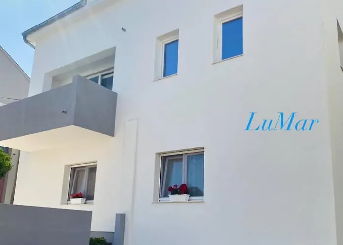 Lumar Holidays And Casa de Férias *